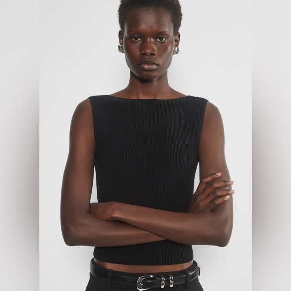 Aritzia Sculpt Knit Tank - NWT, Size Small - Picture 3 of 9